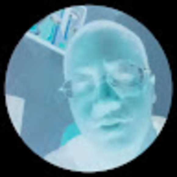 Meet your Posher, Rey levi-xavier - Picture 1 of 1